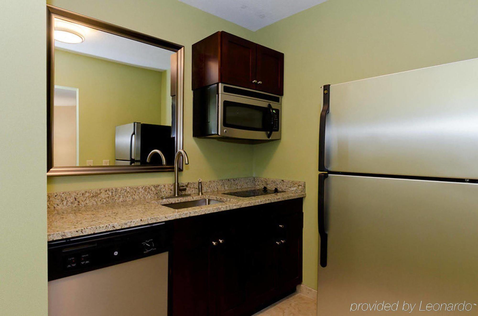 Doubletree By Hilton Charlotte/southpark